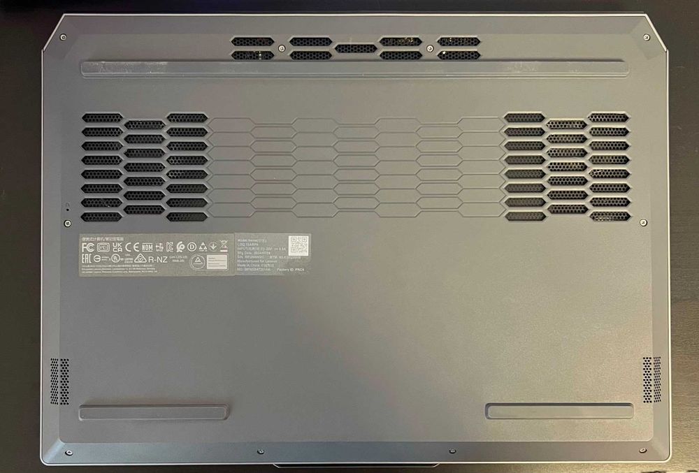 Lenovo LOQ 15 baterie 100%
