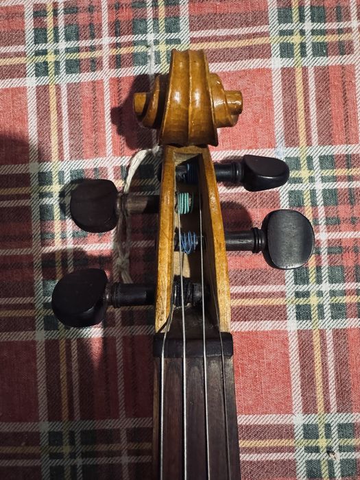 Vioara veche de lutier