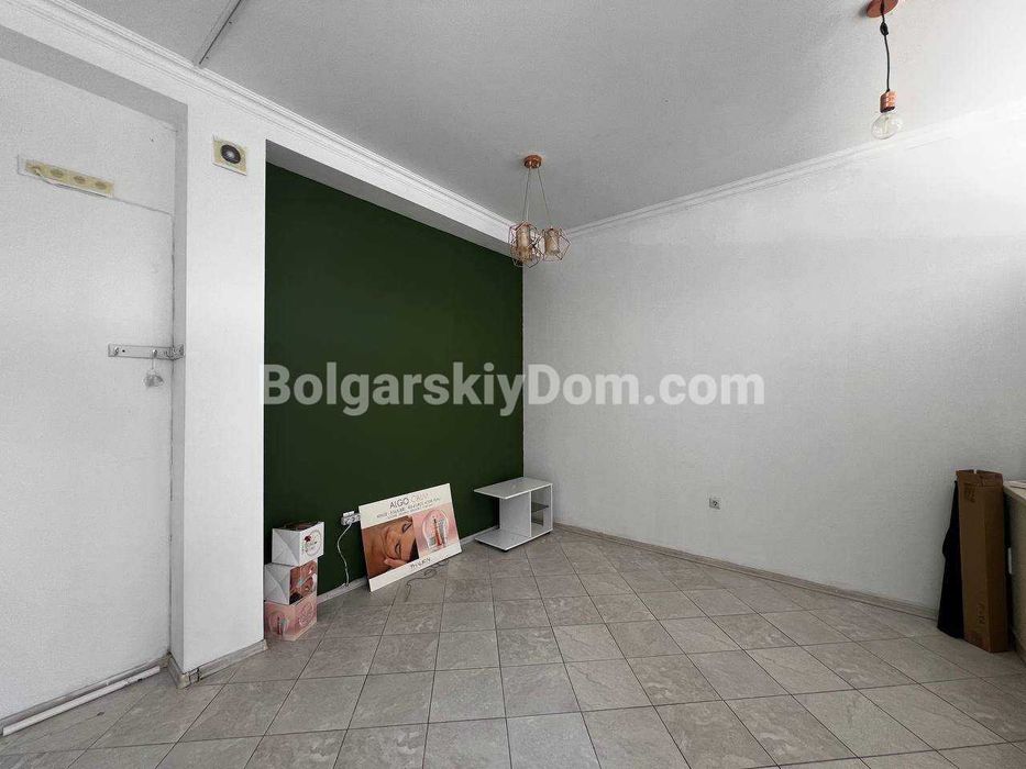 Продава се Офис в Бургас, Зорница - 75 кв.м за 1088 €/кв.м - Снимка #3
