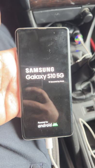Самсунг S10 5G в хорошем состояний