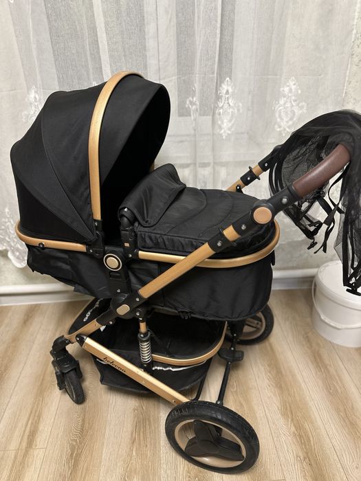 Продам коляску в отлином состояний