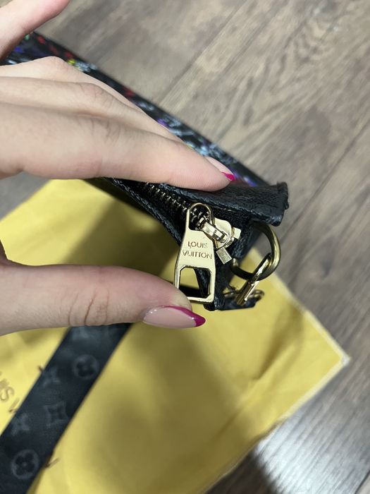 Чаната Louis Vuitton