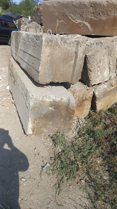 Продам кирпичи блоки плиты