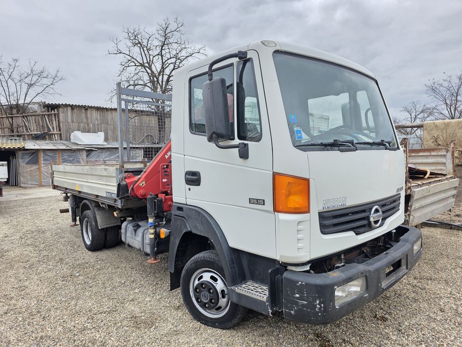 Nissan Atleon 35c15 2009 ! basculabil cu macara !!motor defect