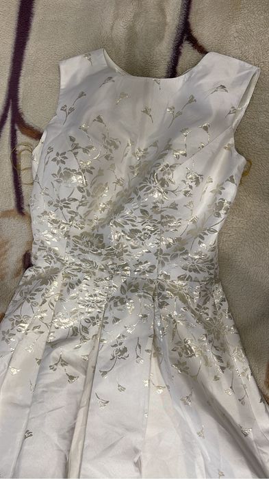 Продам платья