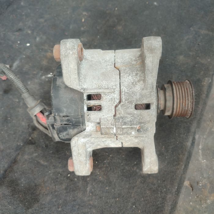 Генератор БМВ е46 мотор м43