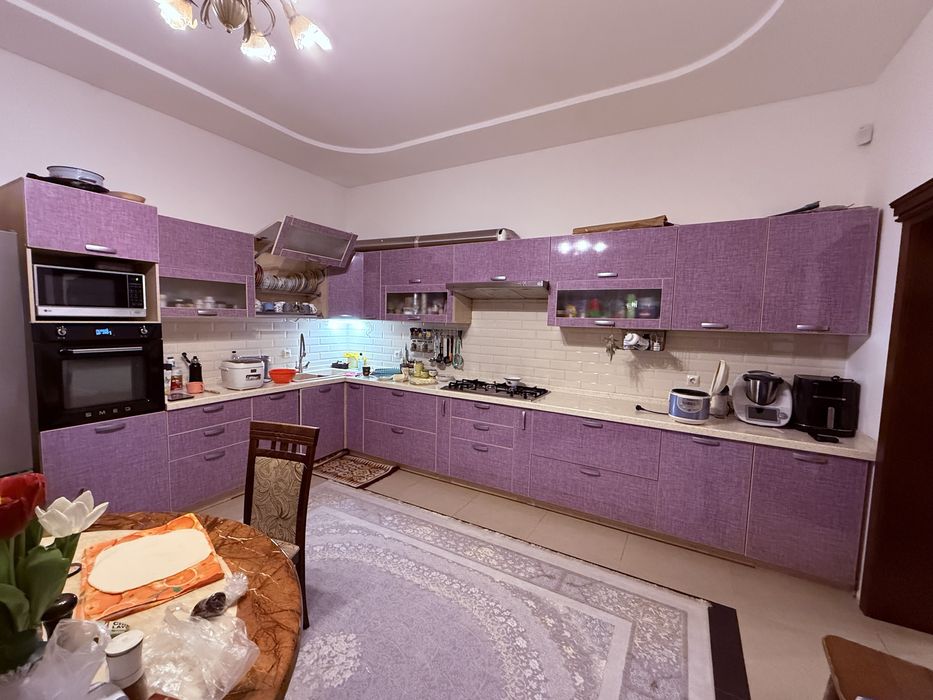 Продам кухонный шкаф