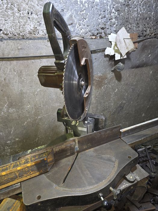 Тортцовка по металлу углорез MS Tools AC 977