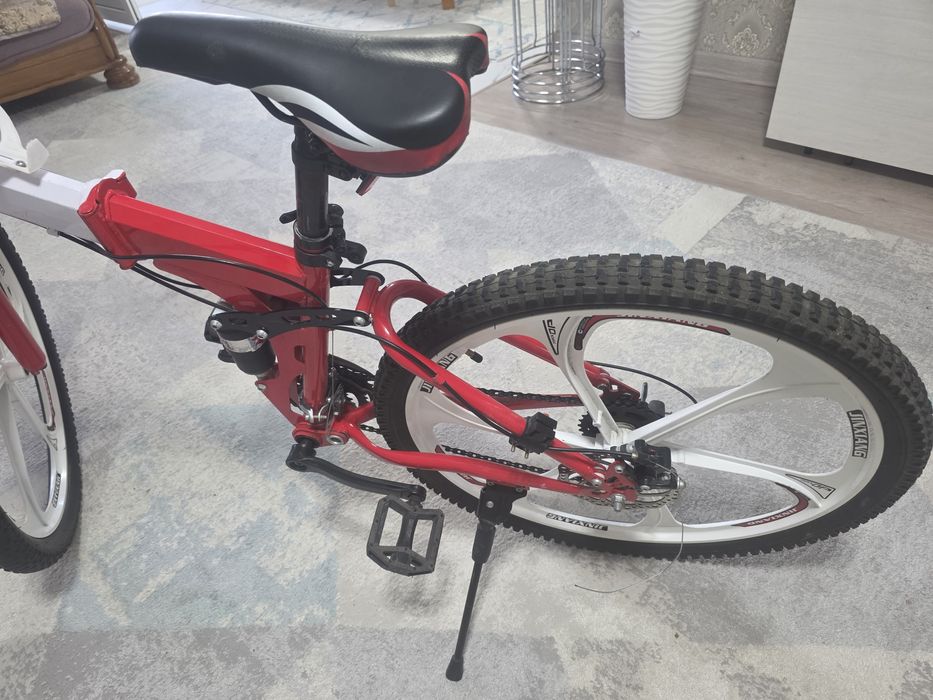 Велосипед спортивно-прогулочный