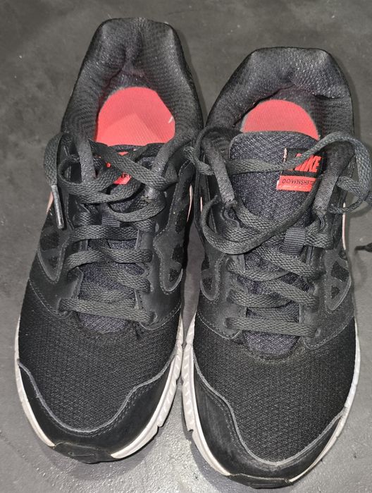 Оригинални маратонки 37 и 38номер