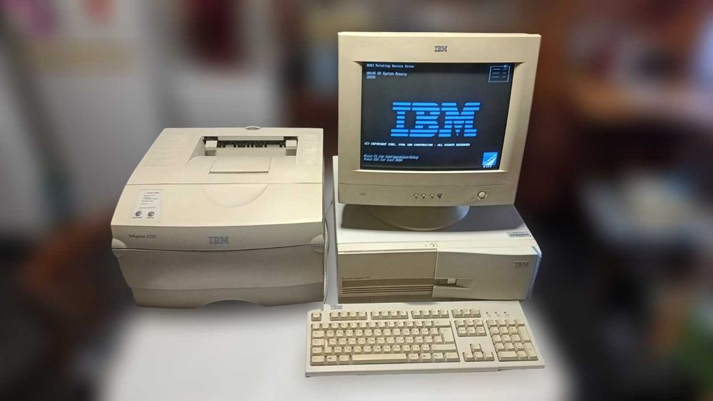 Ретро компютър IBM Personal Computer 365