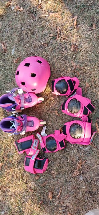 Set role, casca, aparatori