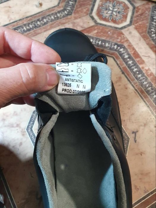 Работни обувки 42 номер