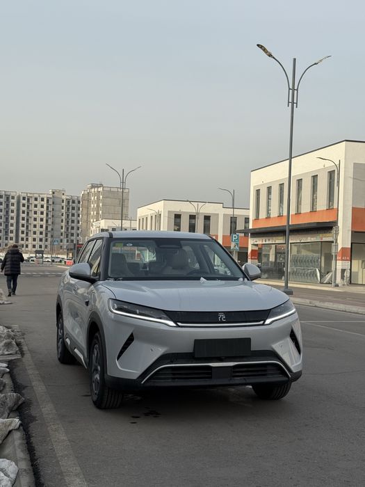BYD Yuan up Smart drive 401 chegirma narxlada