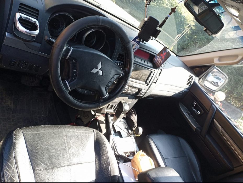 Mitsubishi pajero Mk4 v80 2012 260 cai 3.2 autoutilitara reconditionat