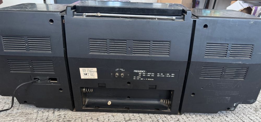 Винтидж касетофон Anitech STRR-10000 – радио работи