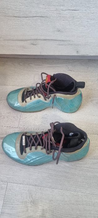 Nike Air Flightposite