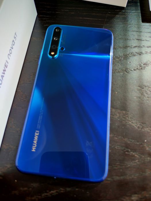 HUAWEI NOVA 5T  Crush Blue