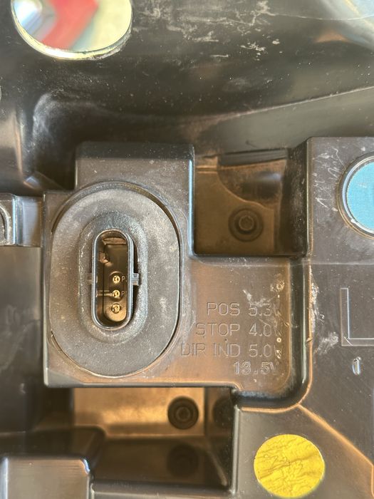 Tesla model 3 стопове