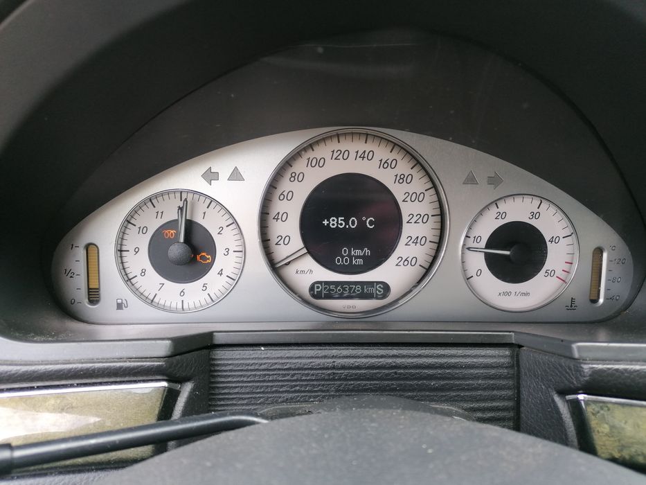 Километраж  W203 W204 W209 W210 W211 W212 W219 W221 W164 W251 X164