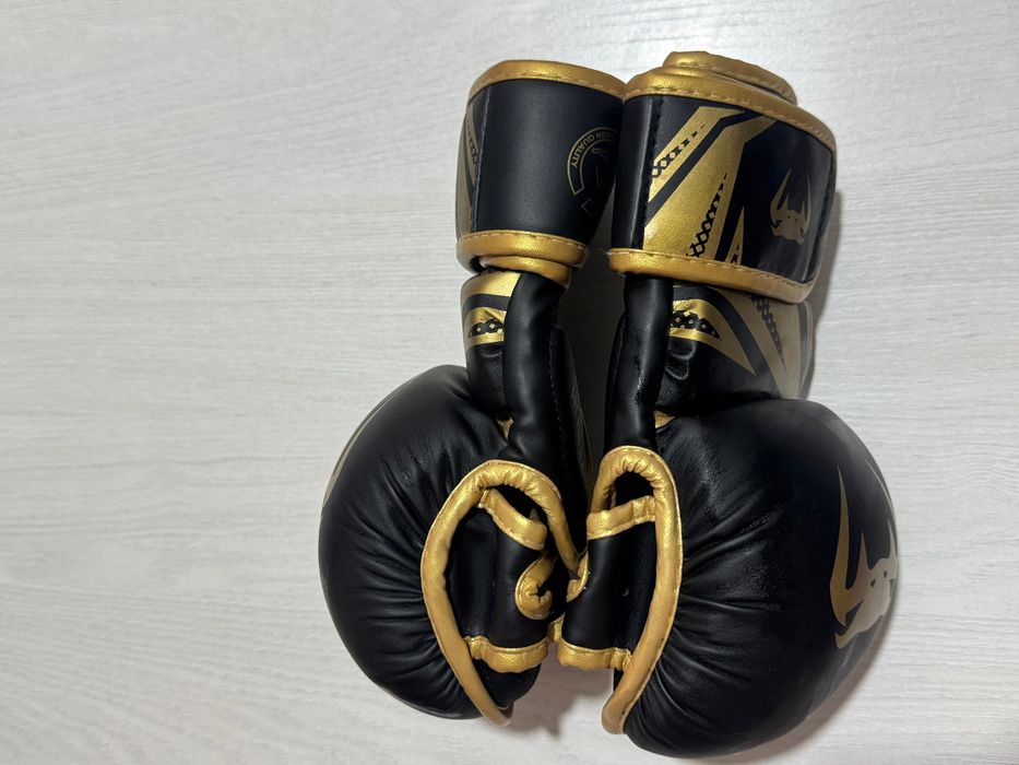 Перчатки боксерские и мма