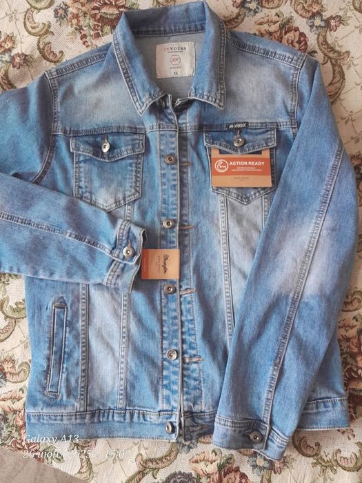 СРОЧНО.Продам джинсовую куртку