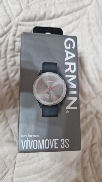 Смарт-часы Garmin Vivomove 3S