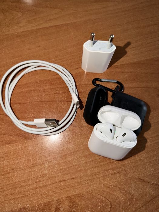 Продам наушники AirPods 2 (оригинал)