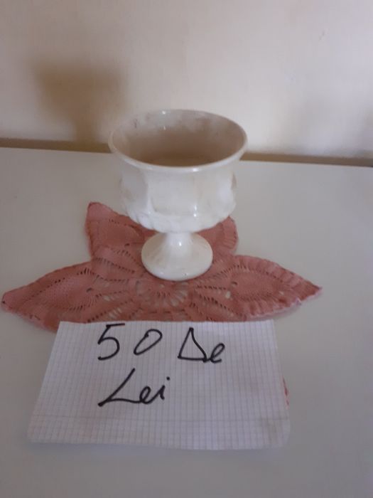 Vînd de colecție