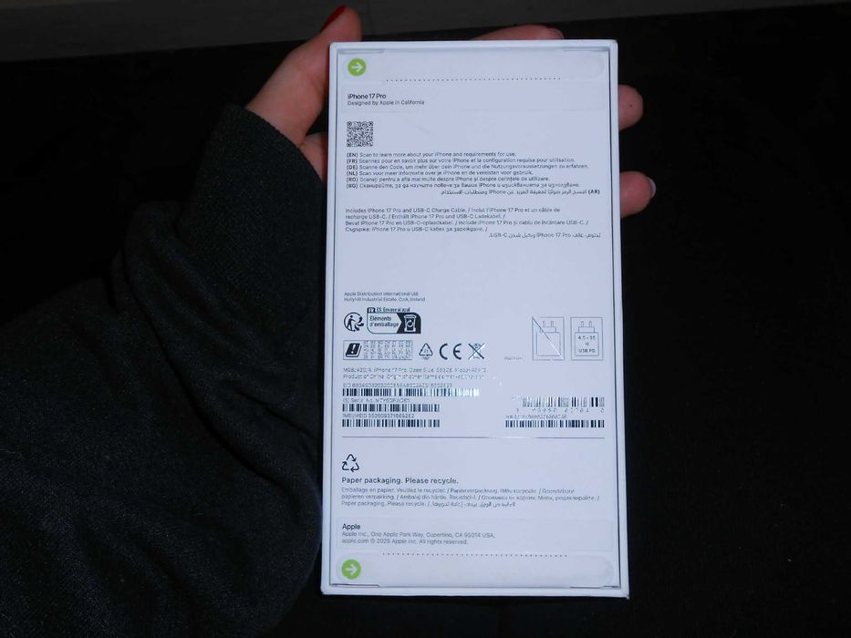 iPhone 17 Pro Deep Blue 256GB Чисто нов - неотварян