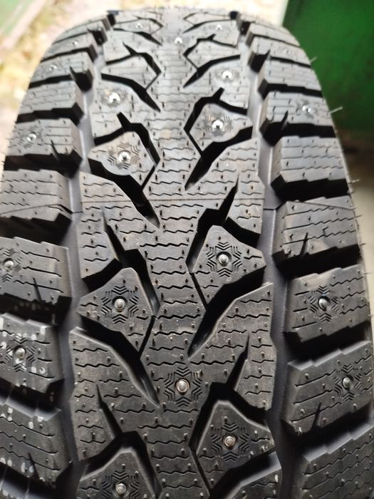 Шины R15 новые!!!