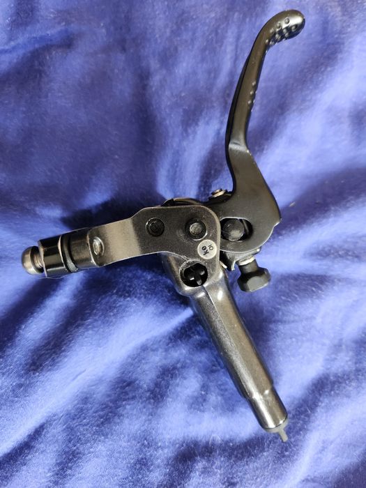 Дясно лостче за спирачк Shimano BL-M8000
