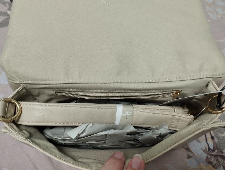 Чисто нова чанта Sinsay