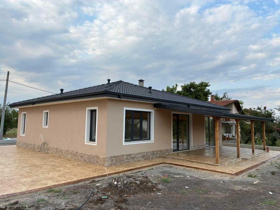 Твоят Нов Дом е Тук – С. Сираково, Само На 10 мин. От Хасково