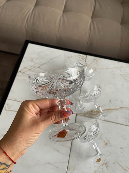 5 кристални чаши за шампанско