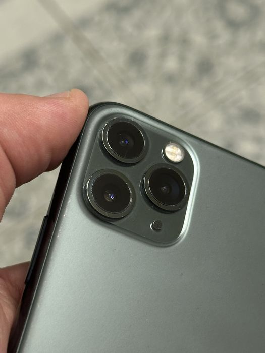 Срочно продам iphone 11 pro max 256 gb