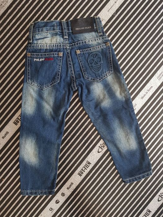 продам детские джинсы