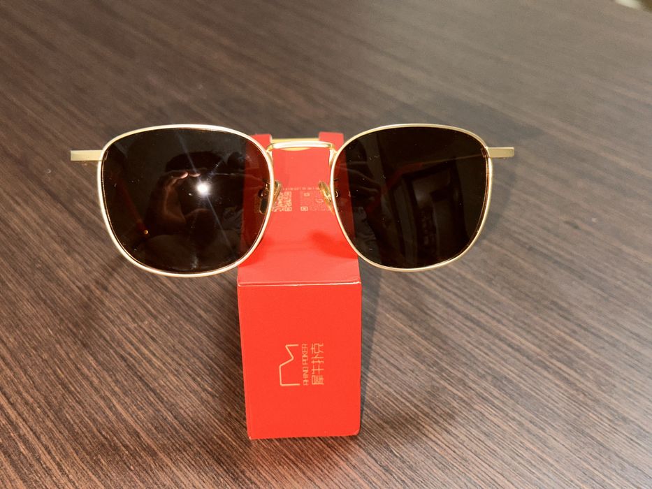 Летние солцезащитные очки