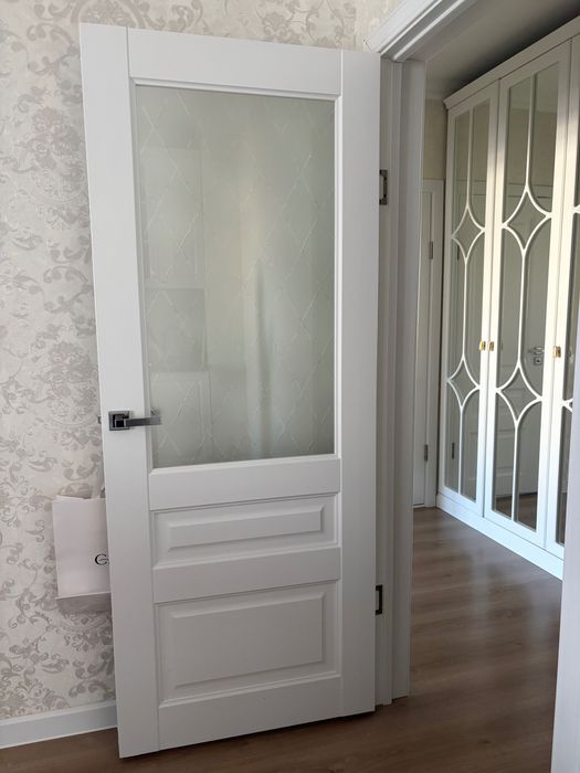 Двери б/у в отличном состояний