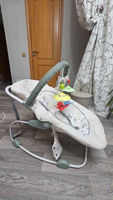 Кровать манеж joie