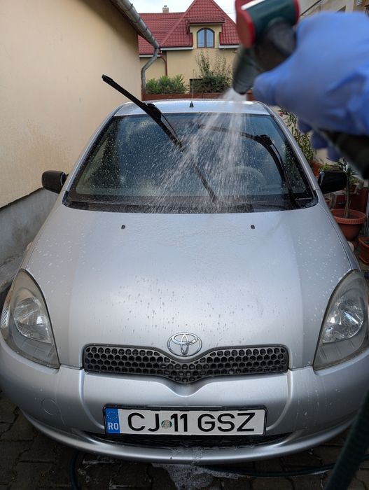 TOYOTA Yaris 2002 — imagine 2