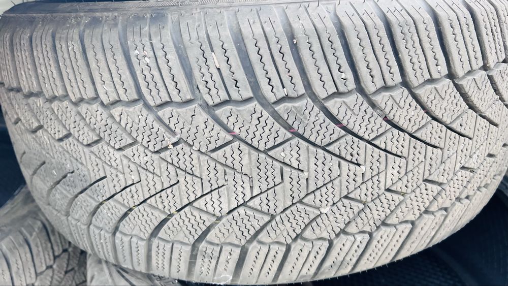 Продажа резины 235/45R17