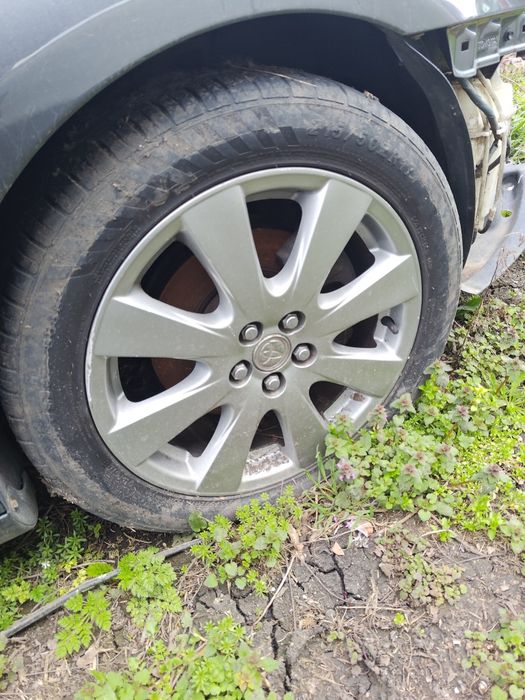 Джанти с гуми Toyota avensis T25 5 x100 17 тойота авенсис
