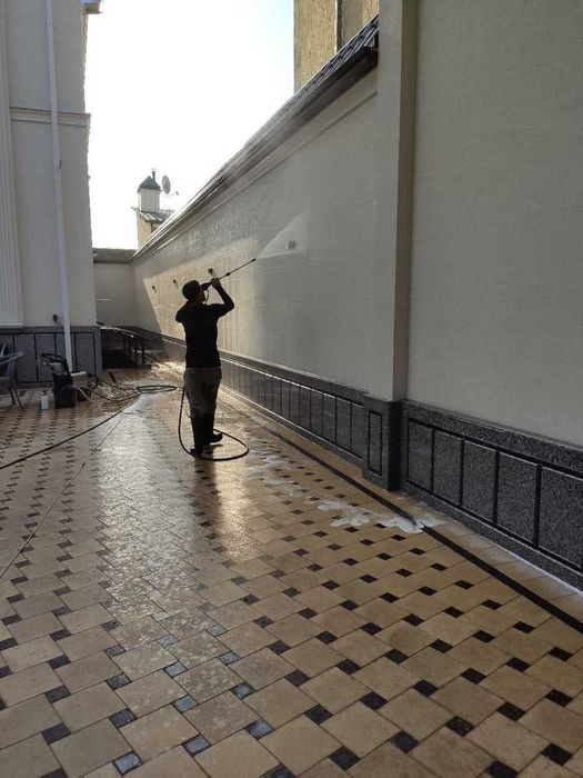 Bruschatka va Fasad yuvish xizmati