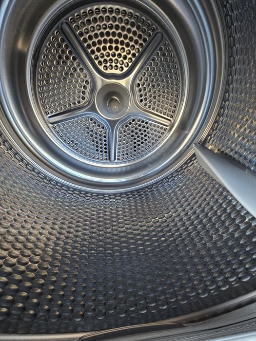 Сушилня с термопомпа Bosch Serie 6 9 кг. А+++