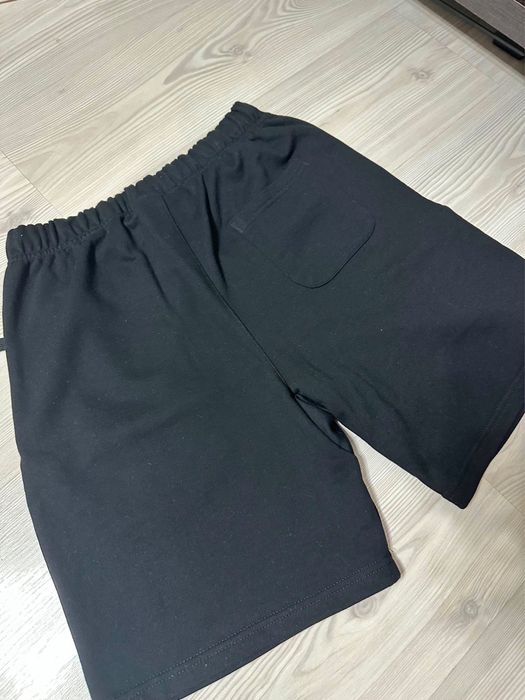 Pantaloni Essentials negrii / black