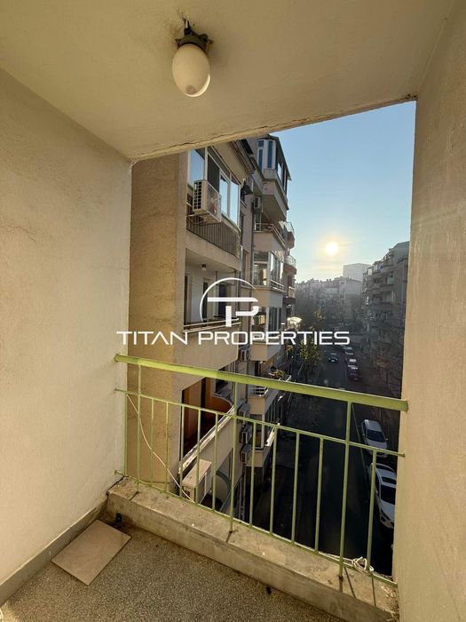 Дава се под наем Двустаен апартамент в Бургас, Лазур - 70 кв.м за 382.5 € - Снимка #6