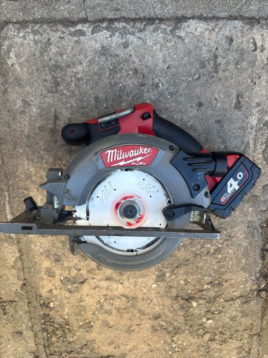 Milwaukee M18 ccs55 circular burshless