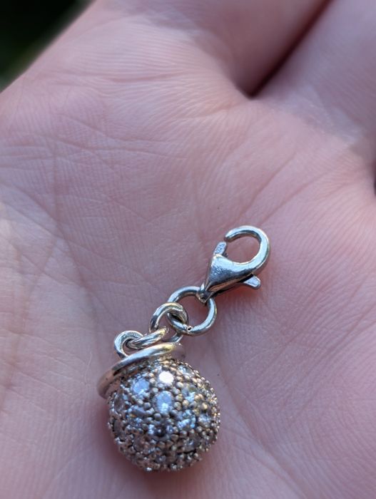 Vechi pandantiv charm din argint de 925 cu pietricele albe zirconiu