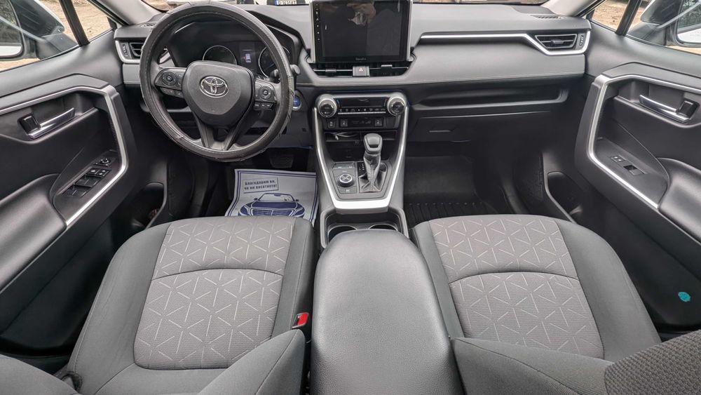Toyota RAV4 Hybrid 2.5 AWD (4х4) XLE eCVT 12' Мултимедия, Каско, Обслужена